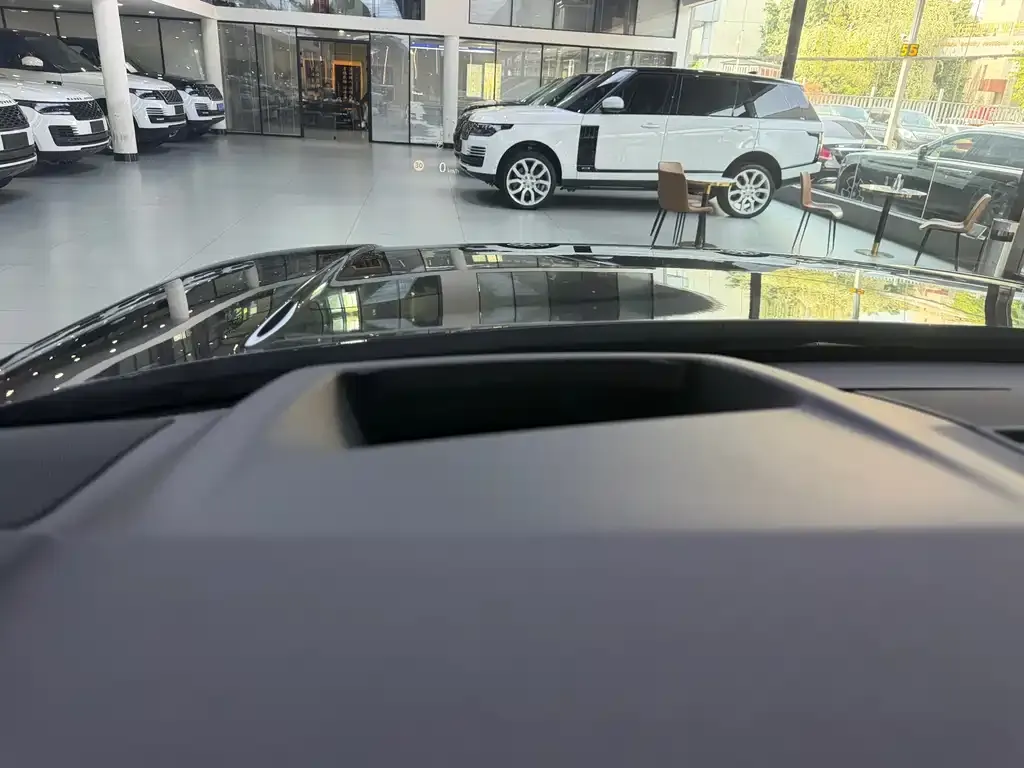 Land Rover Range Rover 2024 из CN, фото 4