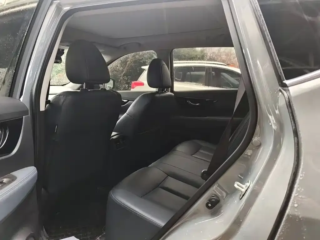 Nissan X-Trail 2025 из CN, фото 3