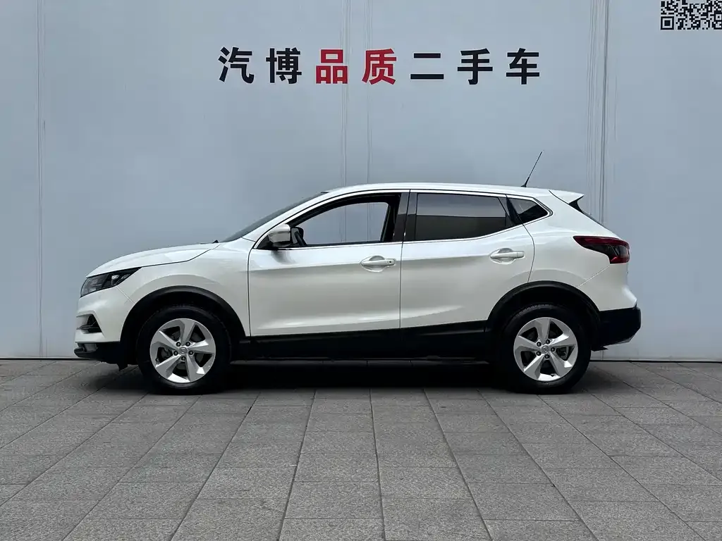 Nissan Qashqai — фото 2