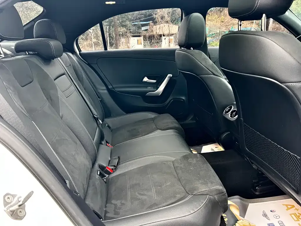Mercedes-Benz A-Class 2021 из CN, фото 7