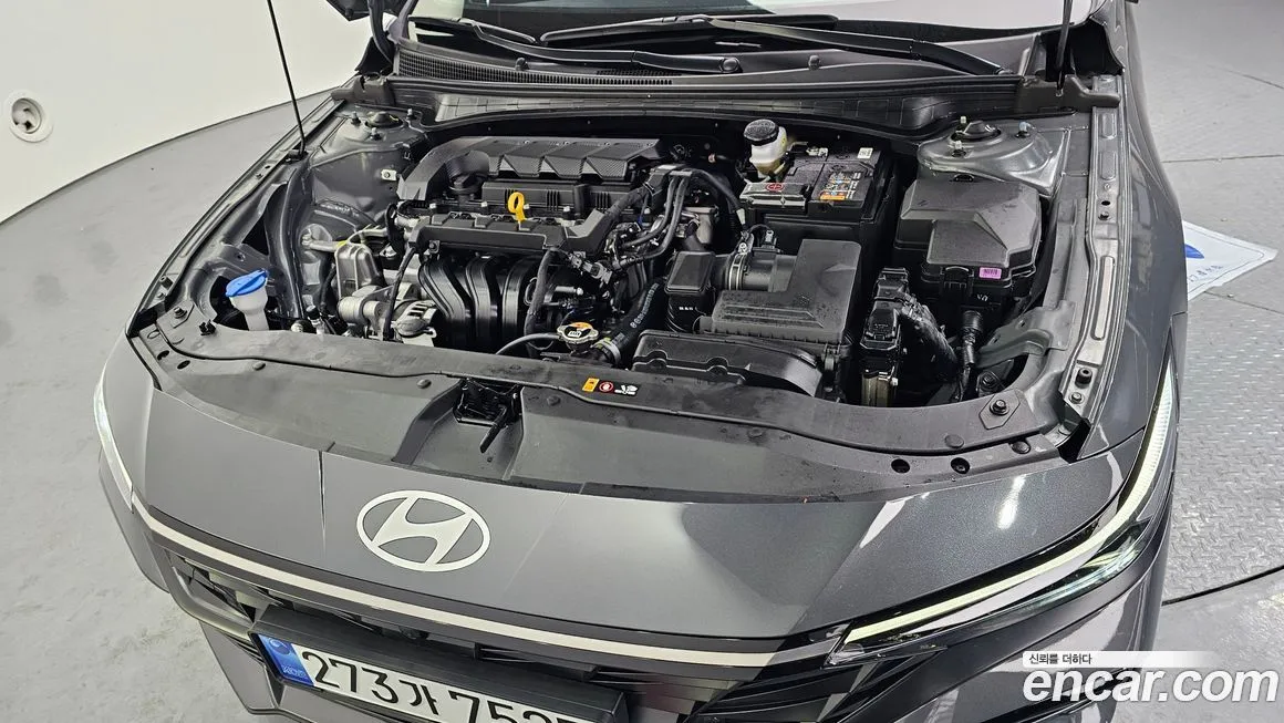 Hyundai AVANTE — фото 3