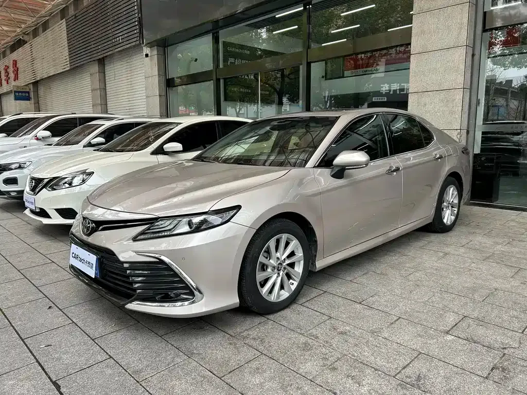 Toyota Camry 2022 из CN, фото 1