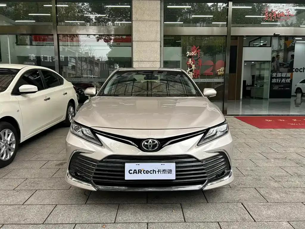 Toyota Camry 2022 из CN, фото 4