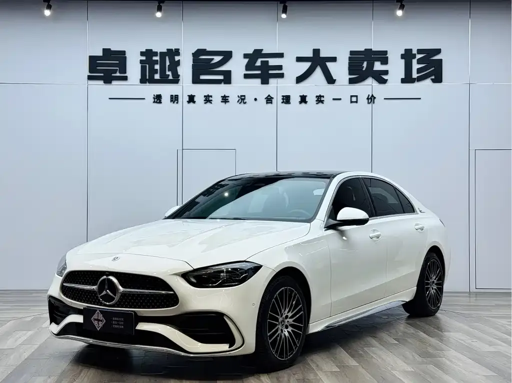 Mercedes-Benz C-Class — фото 1