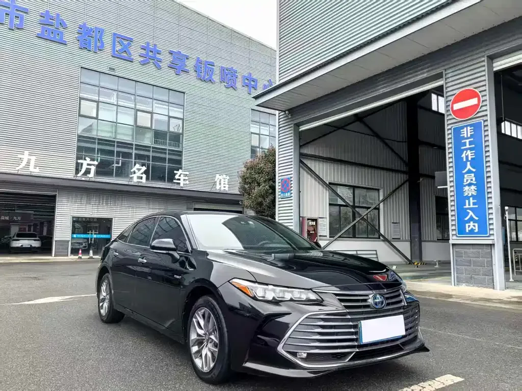 Toyota Avalon 2021 из CN, фото 10