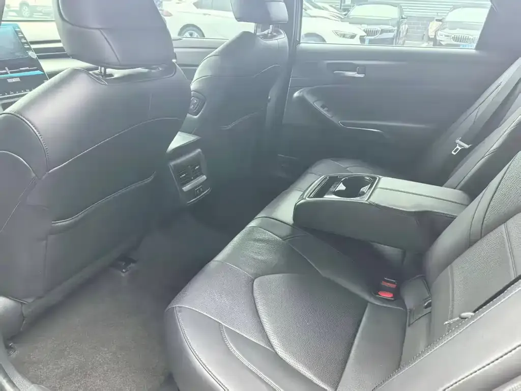 Toyota Avalon 2021 из CN, фото 2