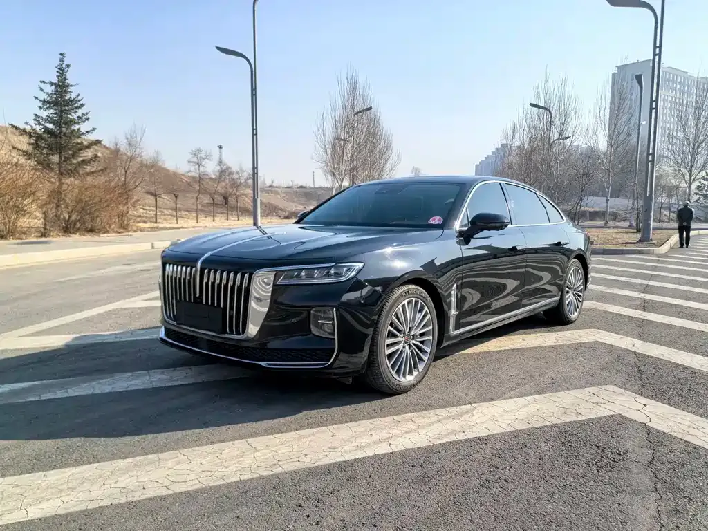 Hongqi H9 2.0T Smart Connect Flagship Cruise