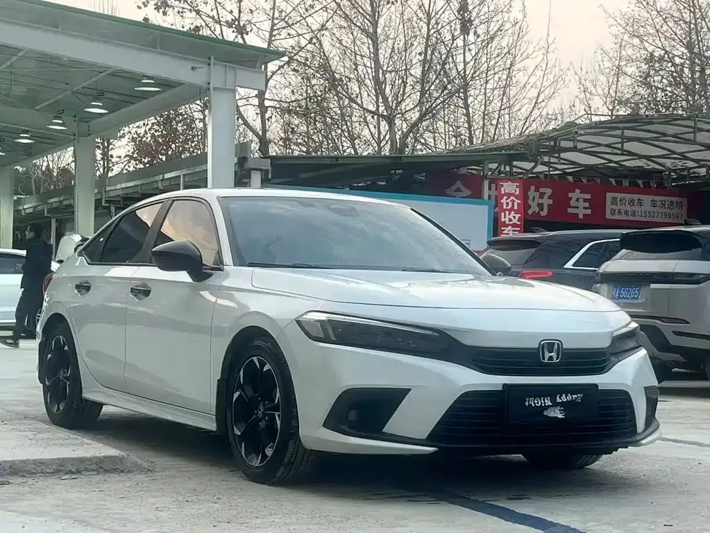 Honda Civic — фото 10