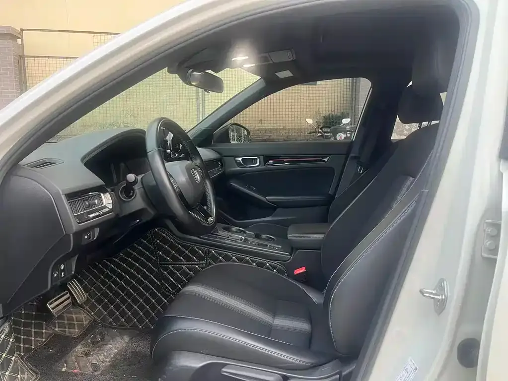 Honda Civic — фото 5