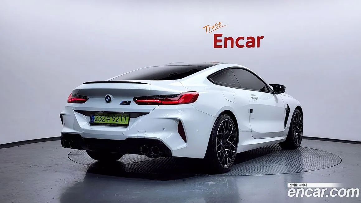 BMW M8 2025 из KR, фото 9