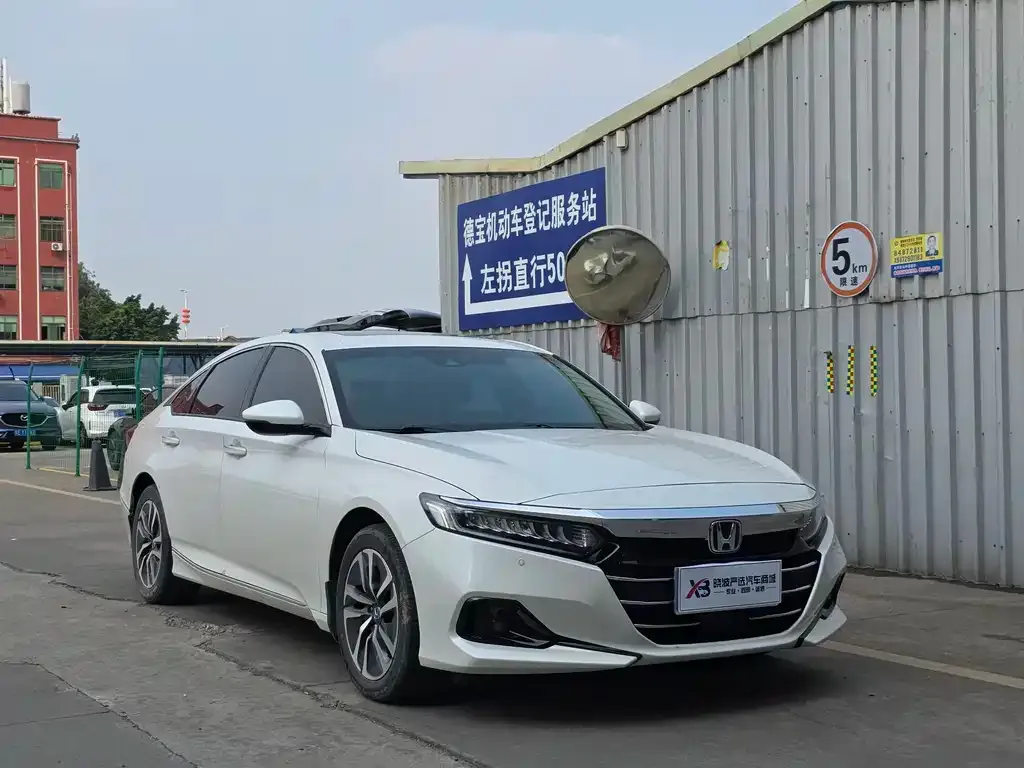 Honda Accord — фото 5