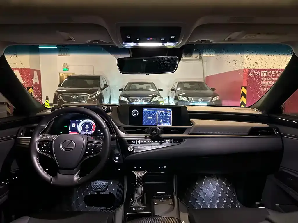 Lexus ES 2021 из CN, фото 9