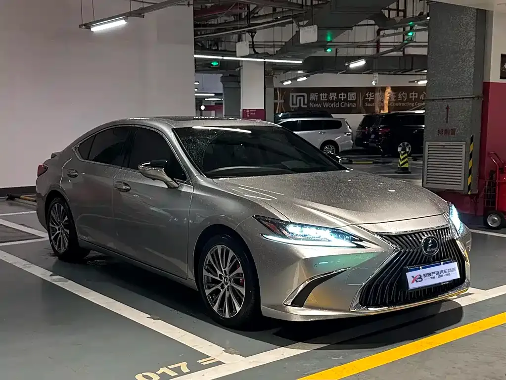 Lexus ES 2021 из CN, фото 4