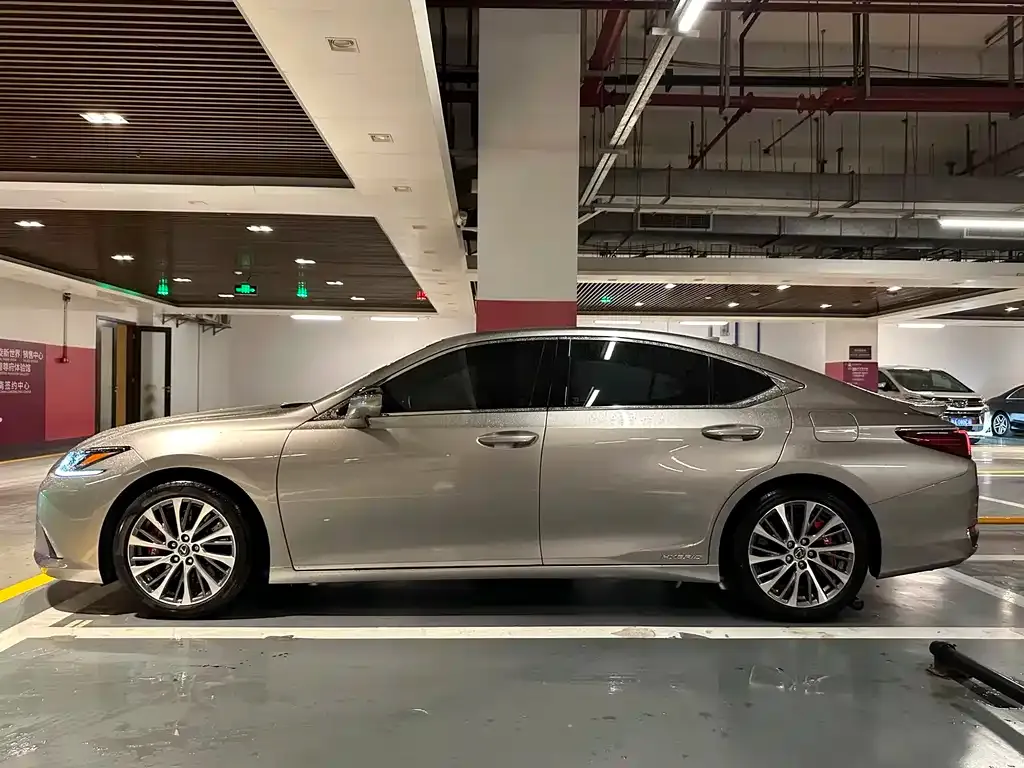 Lexus ES 2021 из CN, фото 5