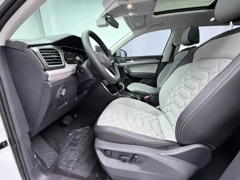 Volkswagen Tayron 2023 из CN, фото 9