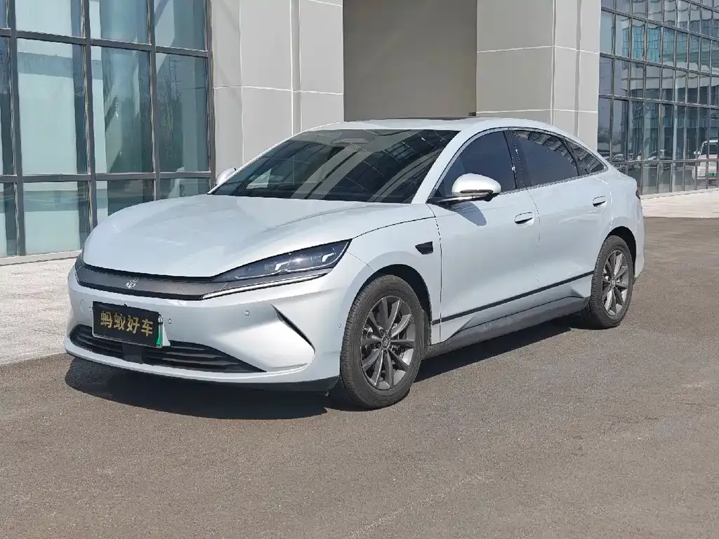 BYD Qin L