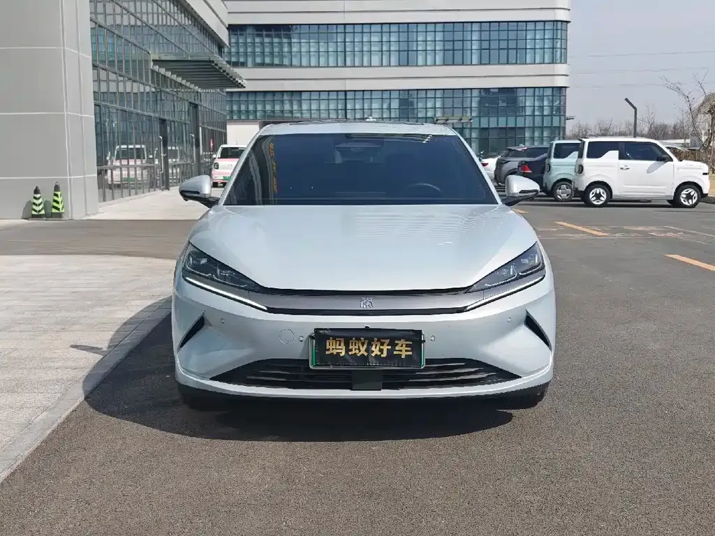 BYD Qin L 2026 из CN, фото 9