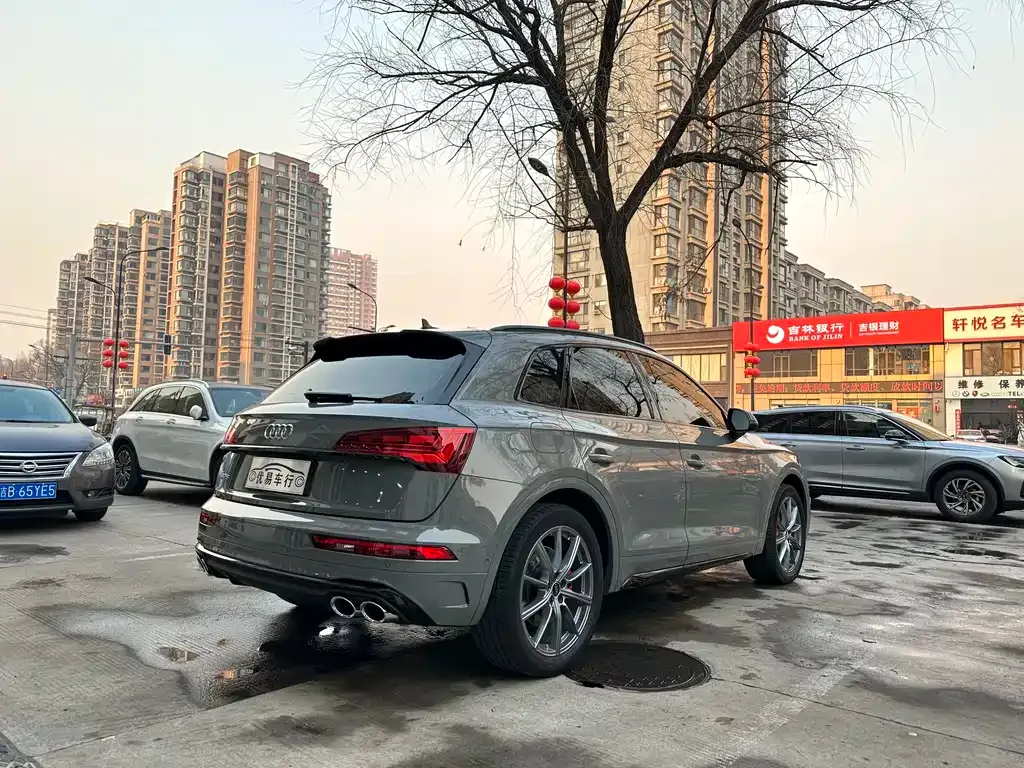 Audi SQ5 2022 из CN, фото 10