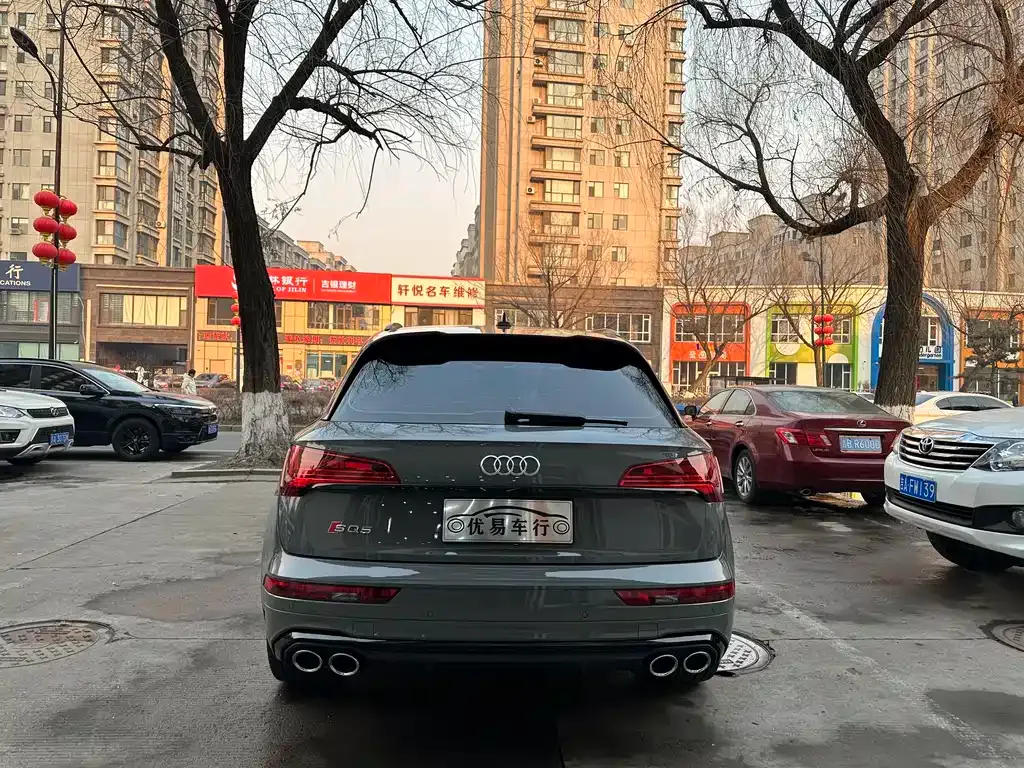 Audi SQ5 2022 из CN, фото 8