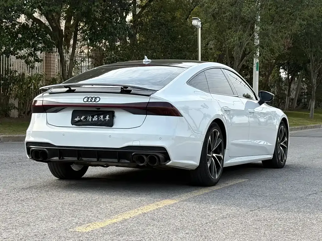Audi A7 2021 из CN, фото 5
