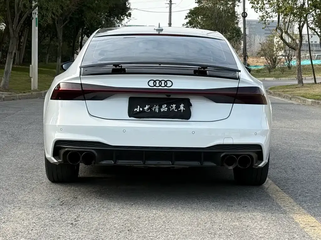 Audi A7 2021 из CN, фото 6