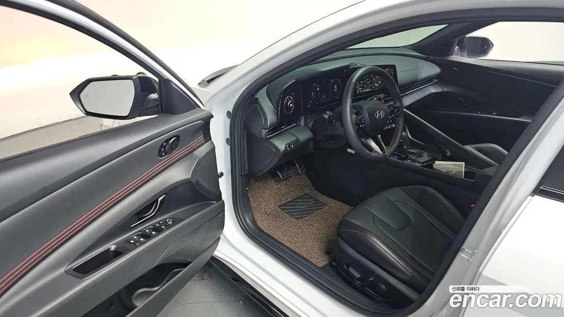 Hyundai AVANTE — фото 4