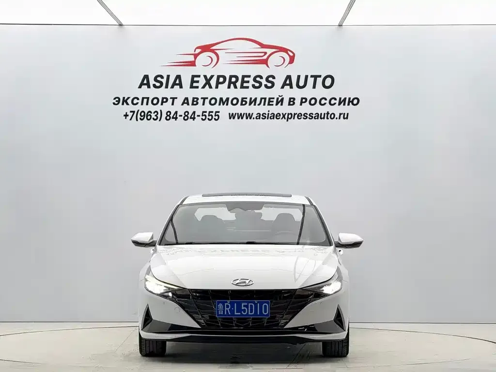 Hyundai Elantra — фото 10