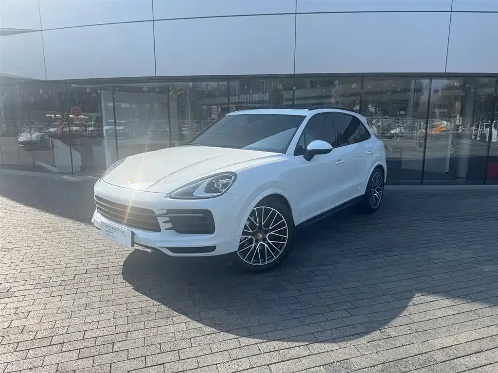 Porsche Cayenne Hybrid — фото 1