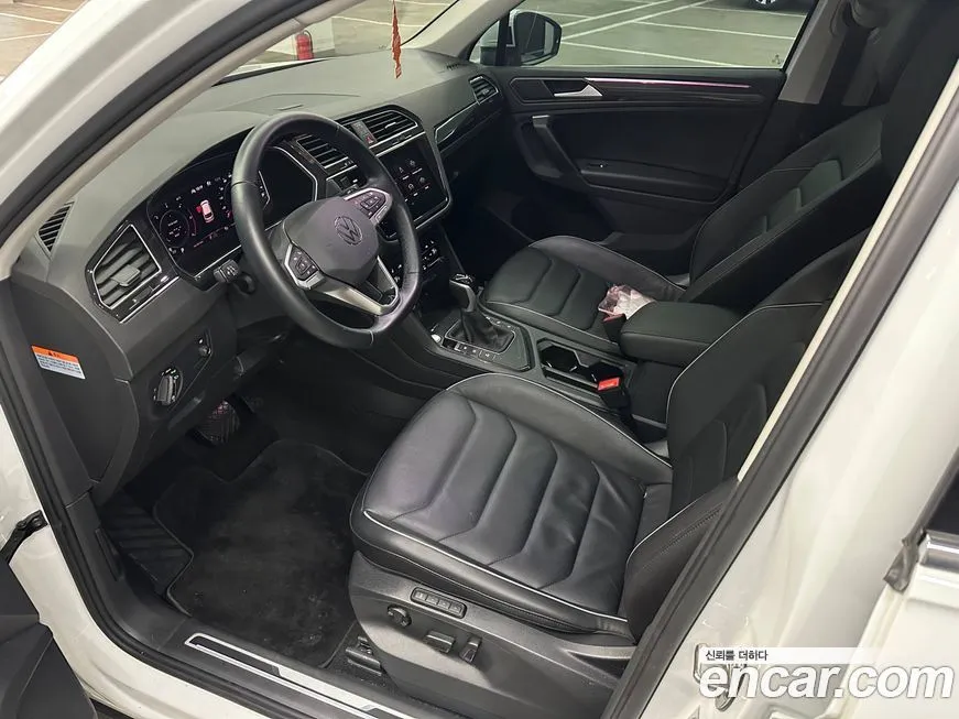 Volkswagen Tiguan — фото 7