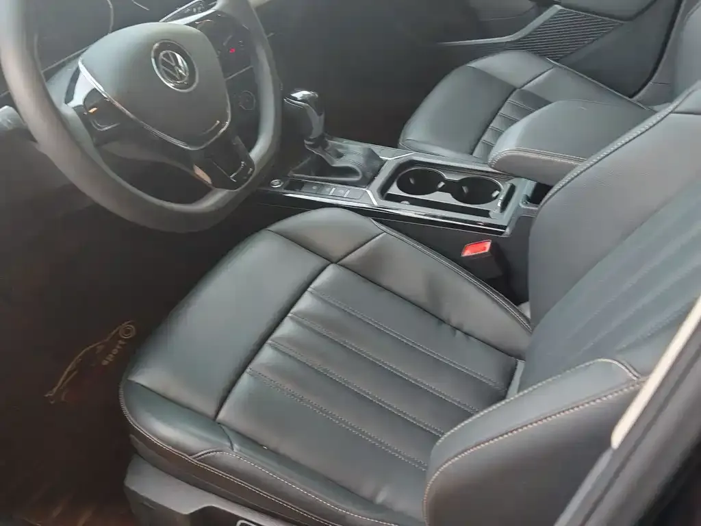 Volkswagen Passat — фото 2