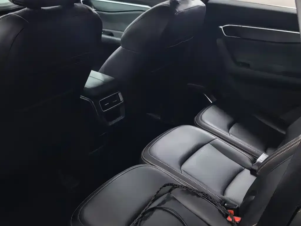 Geely Haoyue L 2023 из CN, фото 3