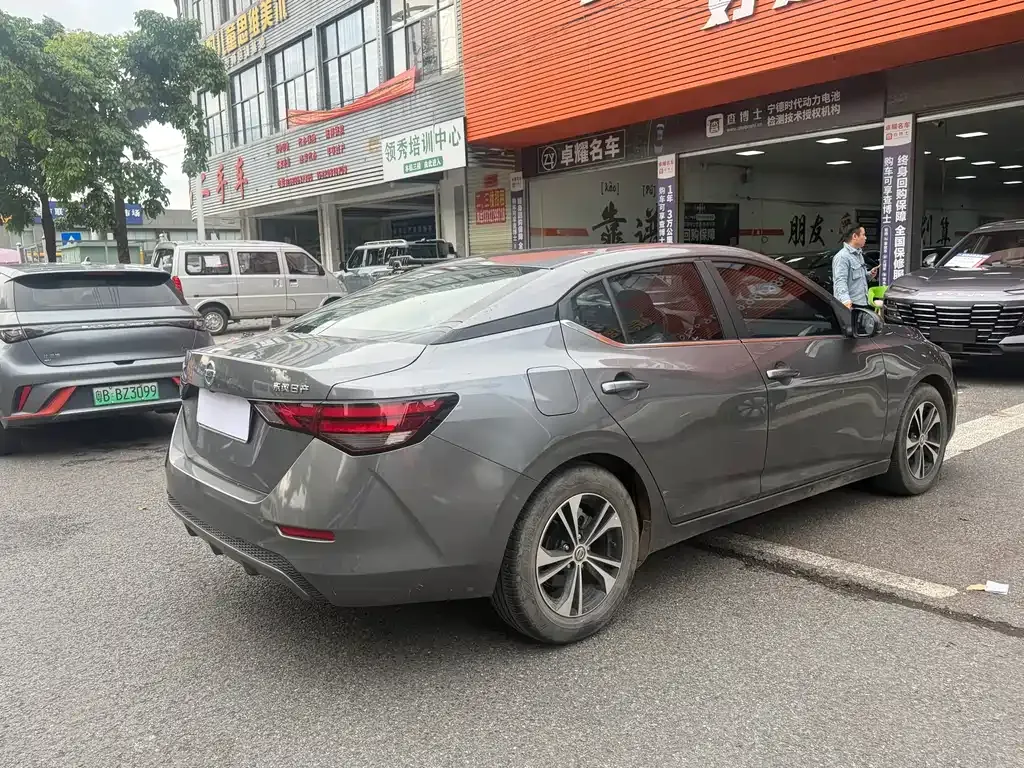 Nissan Sylphy 2022 из CN, фото 7