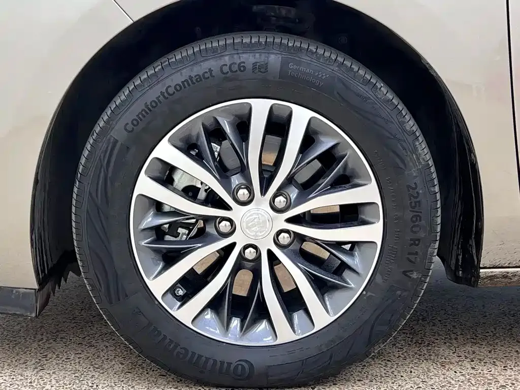 Buick GL8 2023 из CN, фото 8