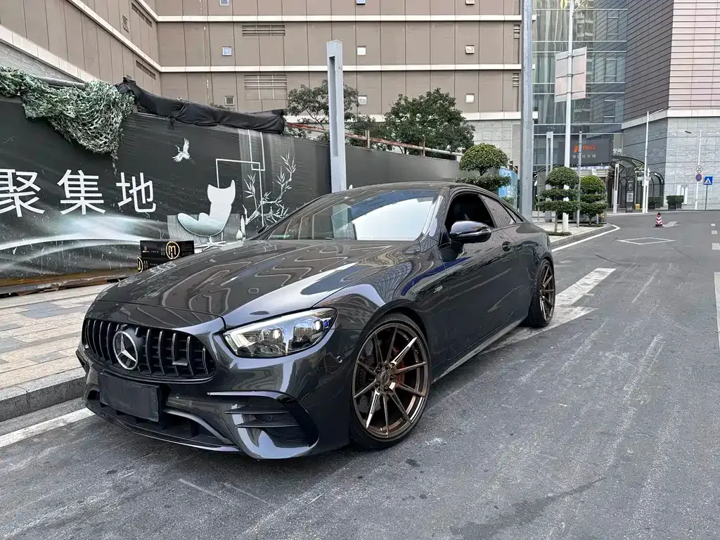 Mercedes-Benz E-Class AMG — фото 1