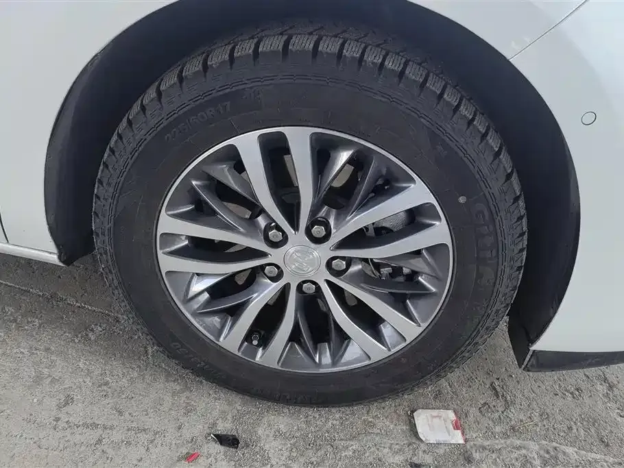 Buick GL8 2023 из CN, фото 10