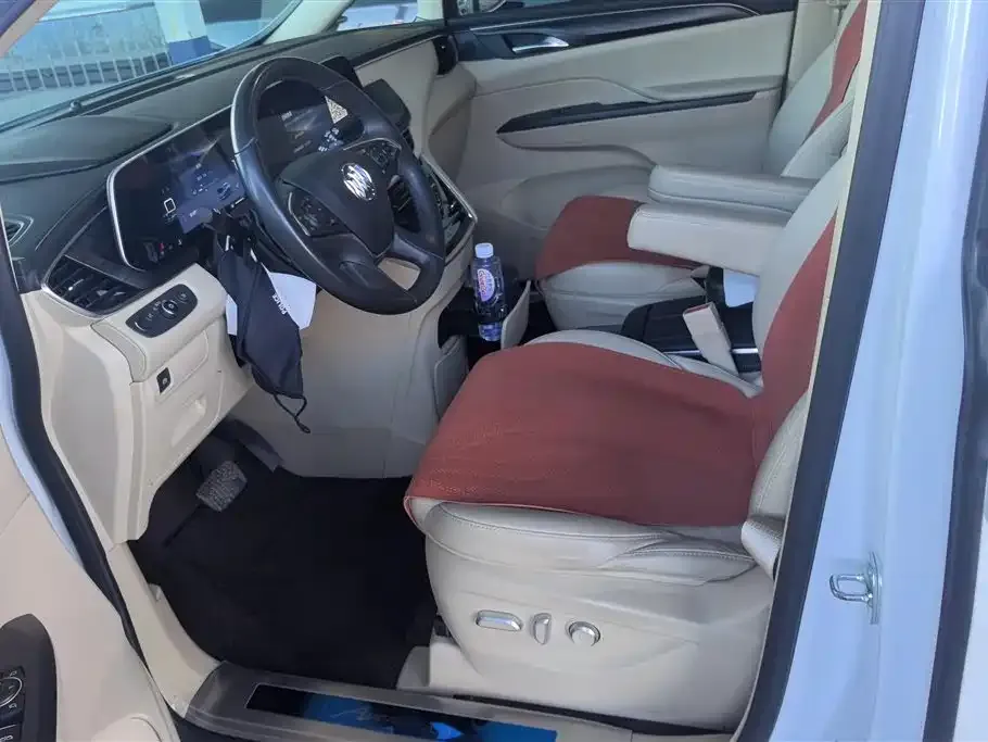 Buick GL8 2023 из CN, фото 4