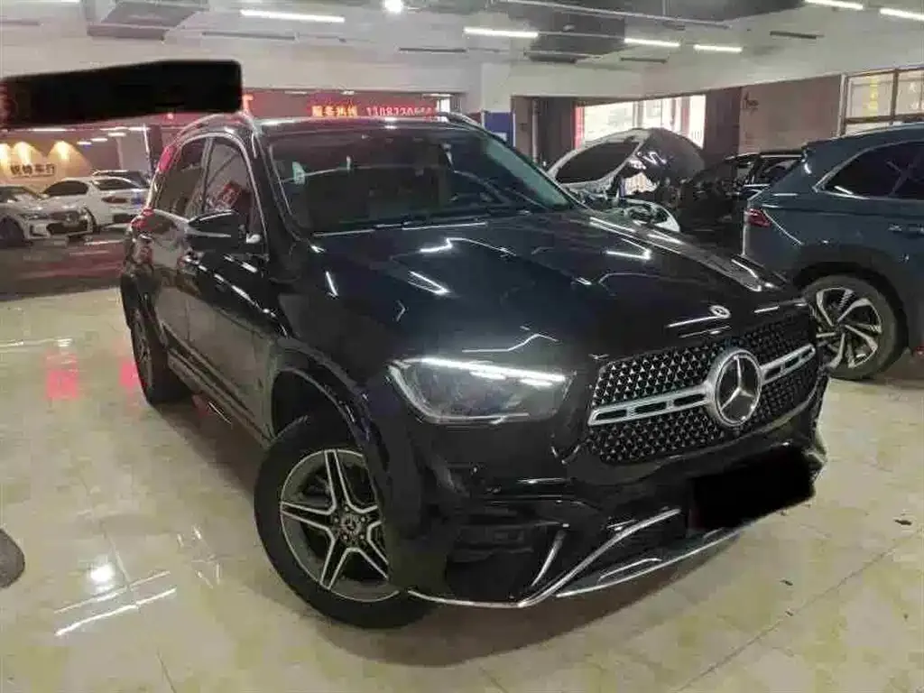 Mercedes-Benz GLE — фото 1