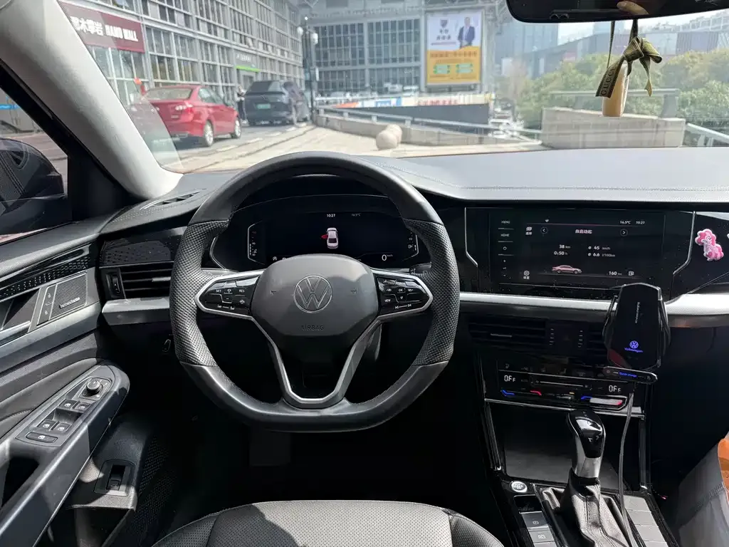 Volkswagen Passat — фото 3