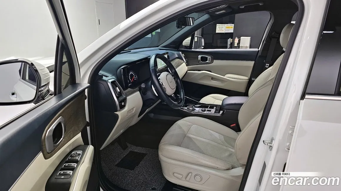 Kia Sorento — фото 7