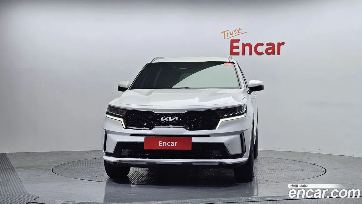 Kia Sorento — фото 10