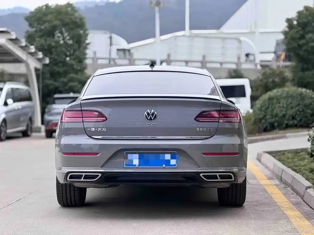 Volkswagen CC 2022 из CN, фото 9