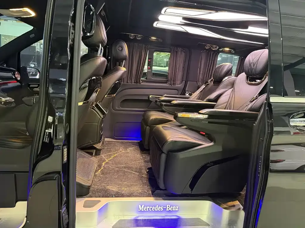Mercedes-Benz Vito 2023 из CN, фото 2
