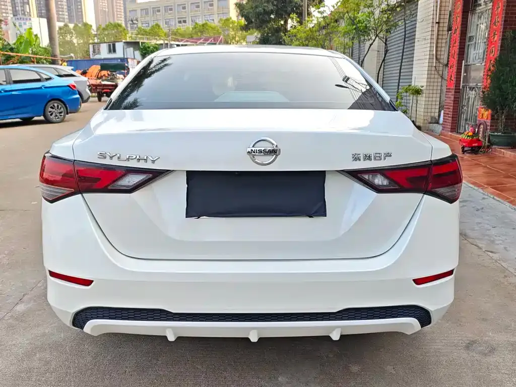 Nissan Sylphy 2022 из CN, фото 4