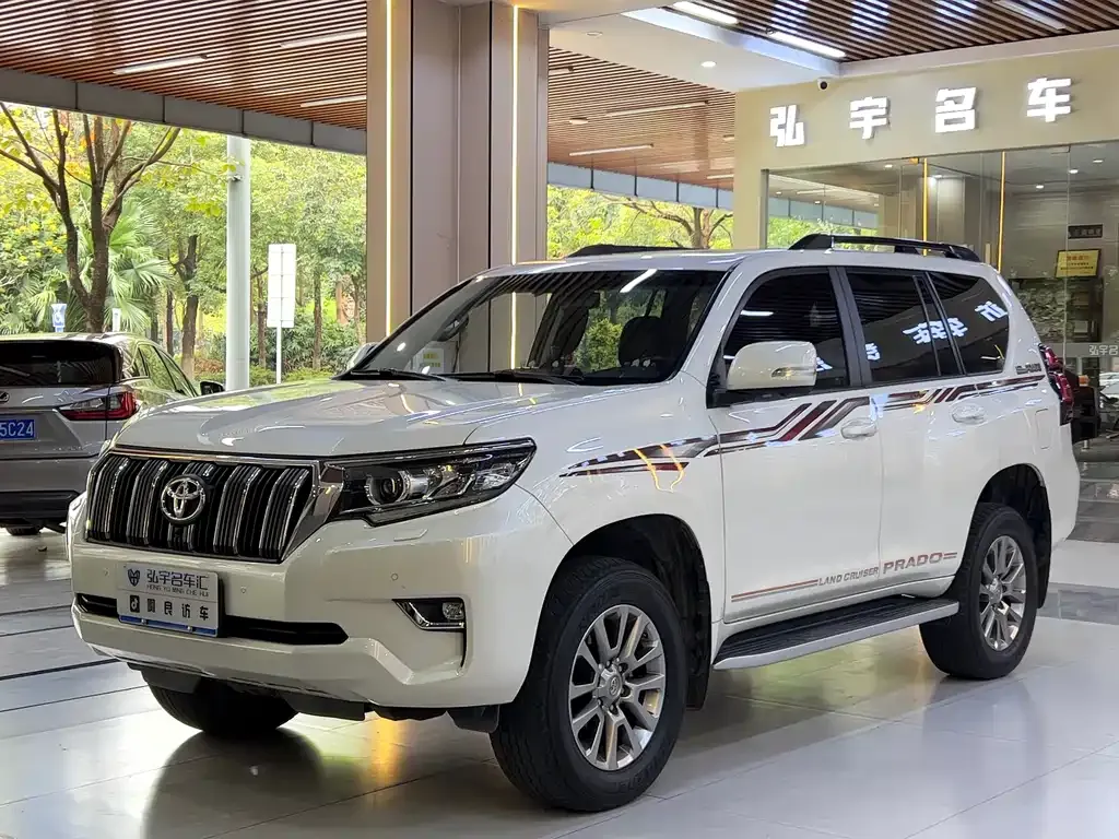 Toyota Prado 2024 из CN, фото 1