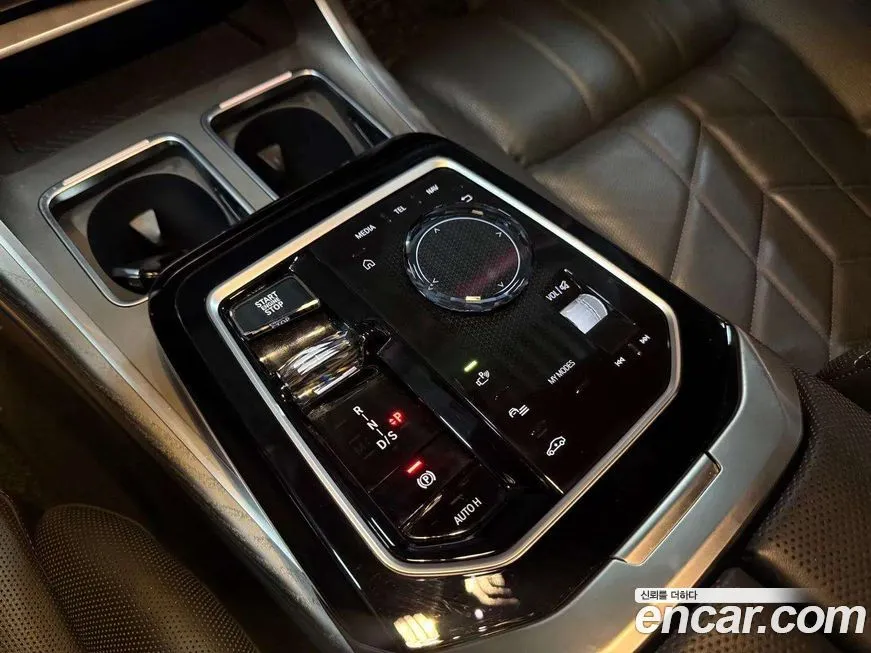 BMW 7-Series 2023 из KR, фото 10