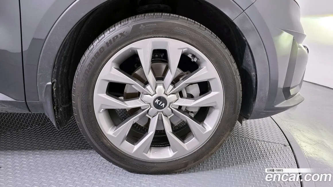 Kia Sorento — фото 5
