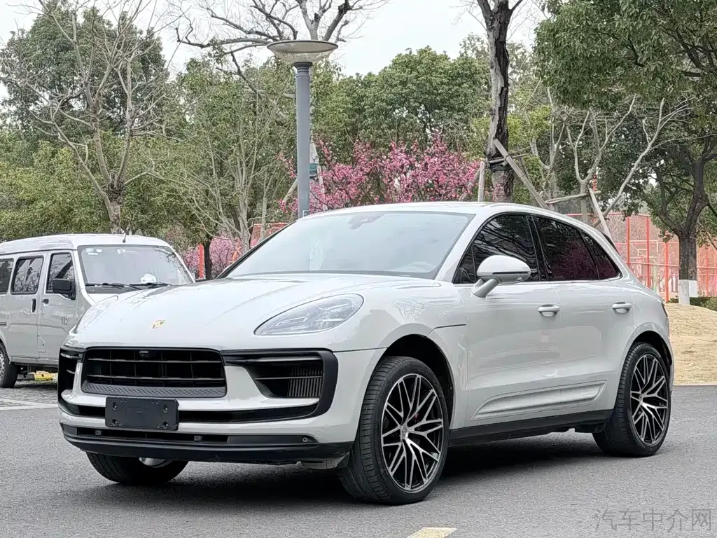 Porsche Macan — фото 1