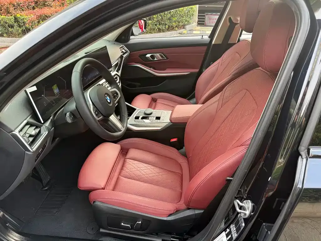 BMW 3 Series 2024 из CN, фото 6