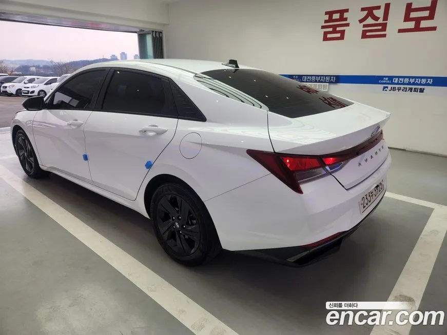 Hyundai AVANTE — фото 4