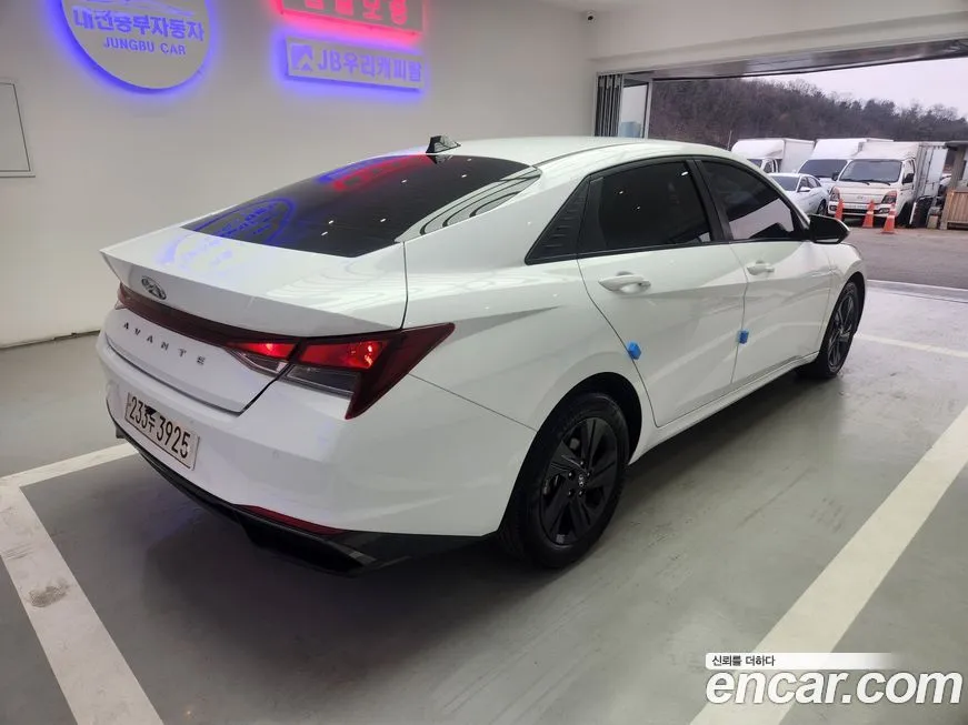 Hyundai AVANTE — фото 9